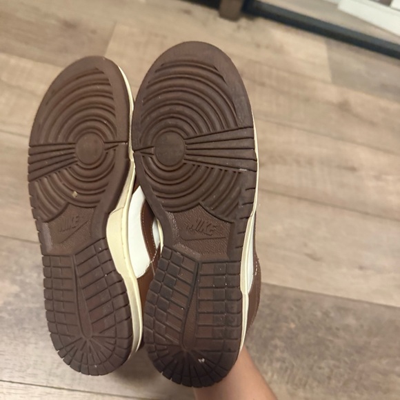 Women’s Nike dunks - Picture 3 of 5